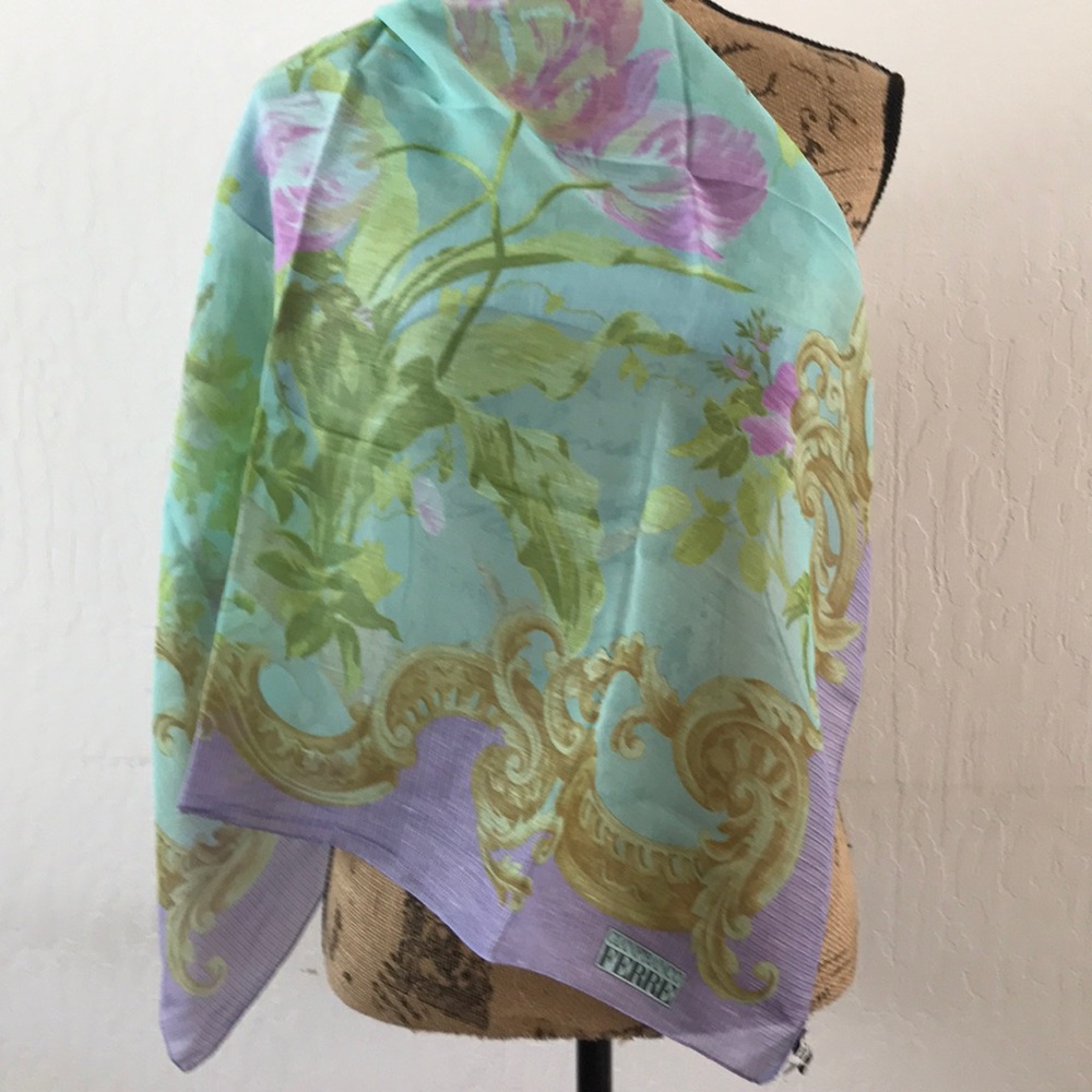 Gianfranco Ferre scarf